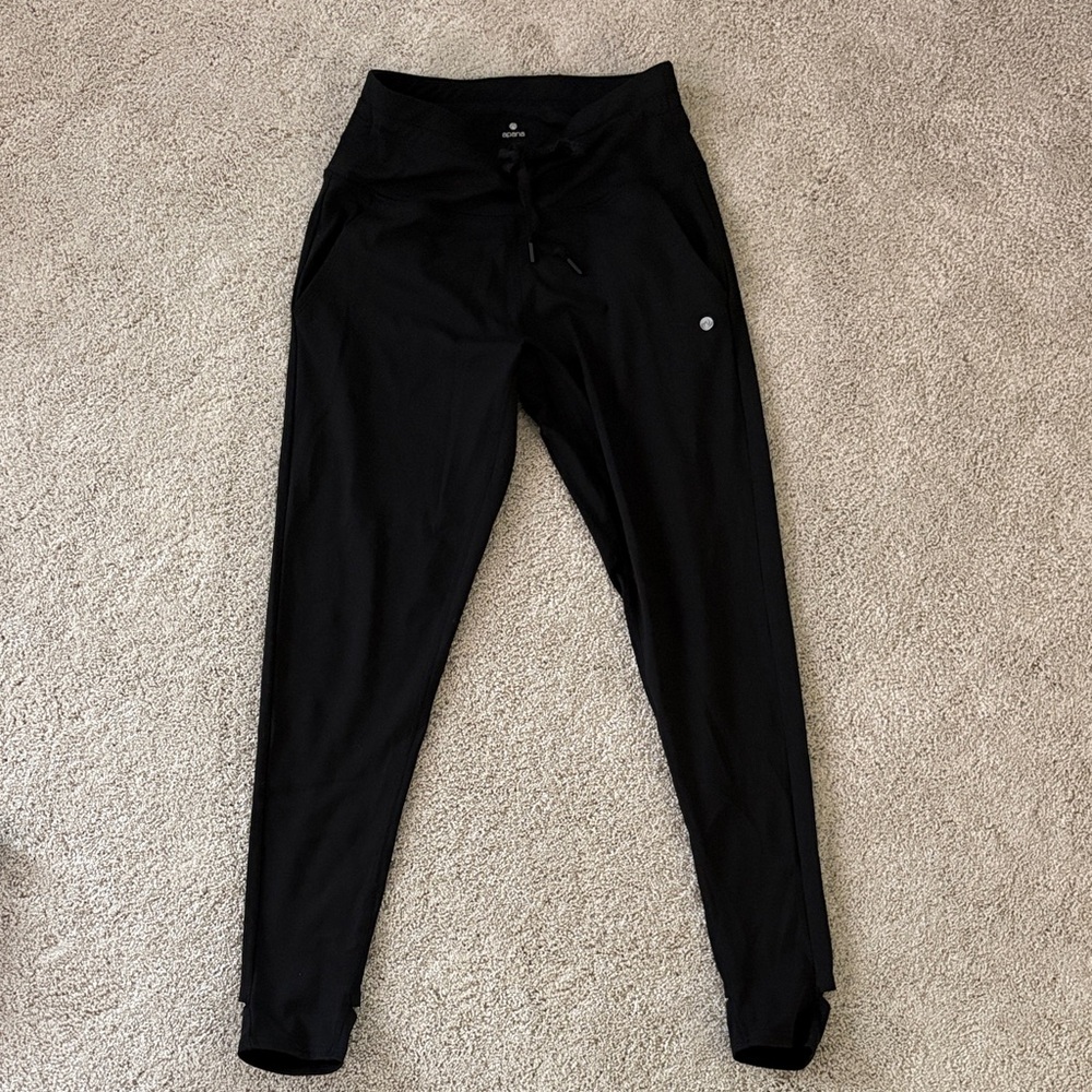 Apana Black Sweatpants